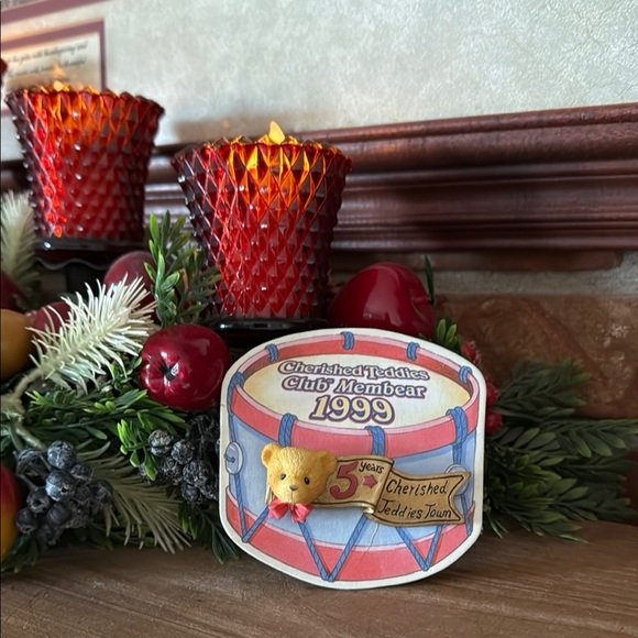 Cherished Teddies Red Candle Holders - Picture 1 of 3